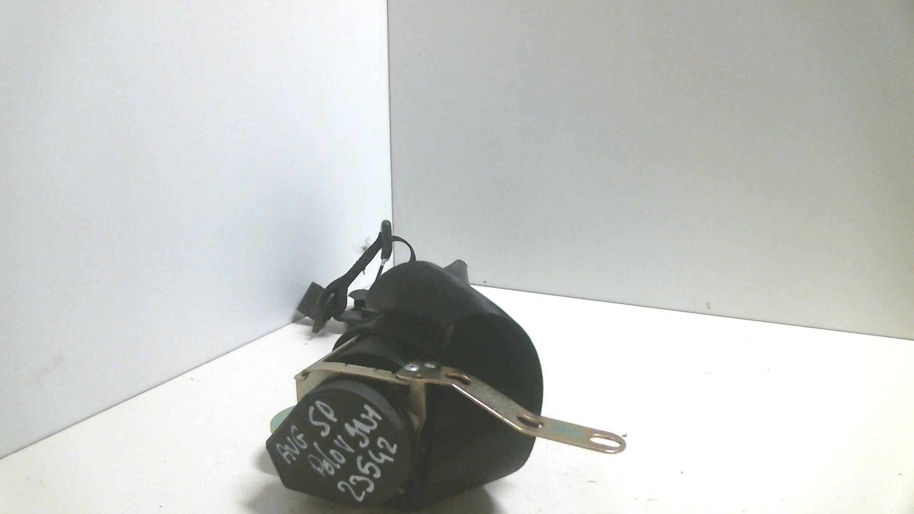 Ceinture avant gauche