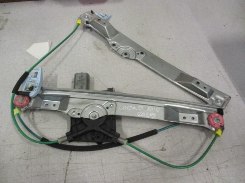 Leve vitre electrique avant droit