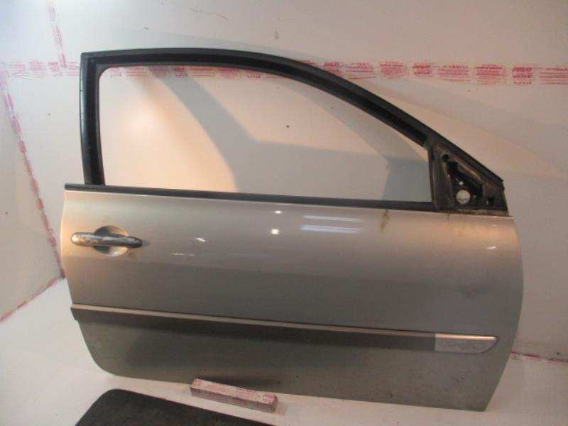 Porte avant droit