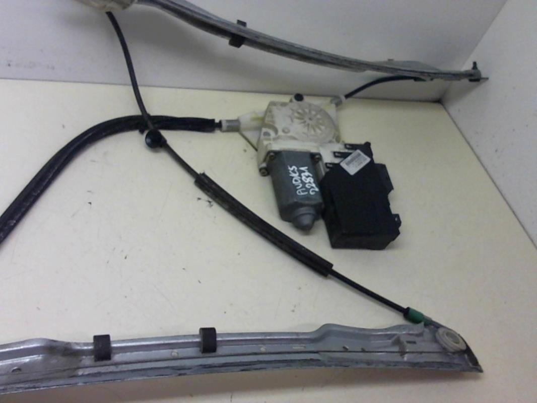 Leve vitre electrique avant droit