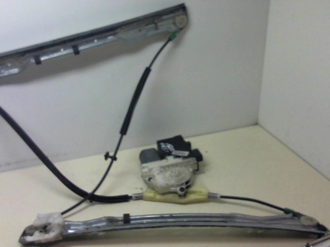 Leve vitre electrique avant gauche