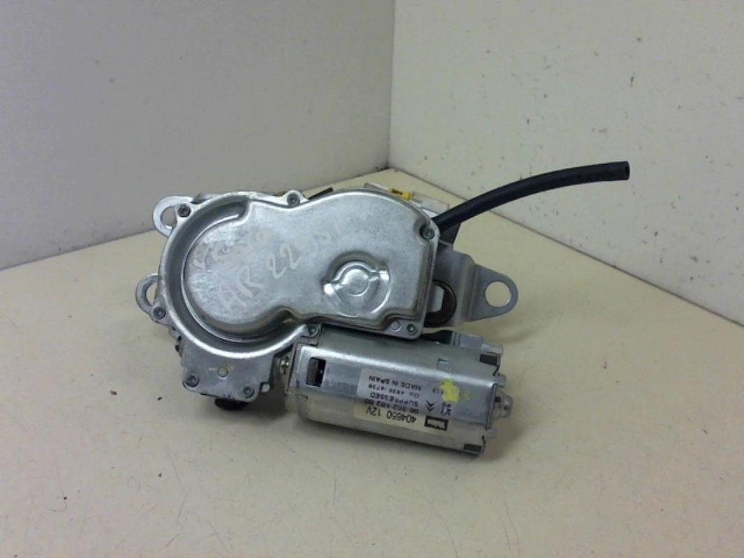 Moteur essuie glace arriere