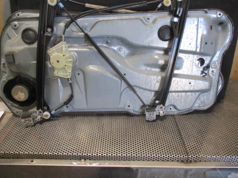 Leve vitre electrique avant gauche