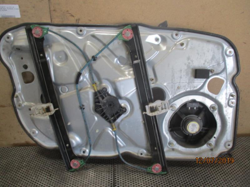 Leve vitre electrique avant droit