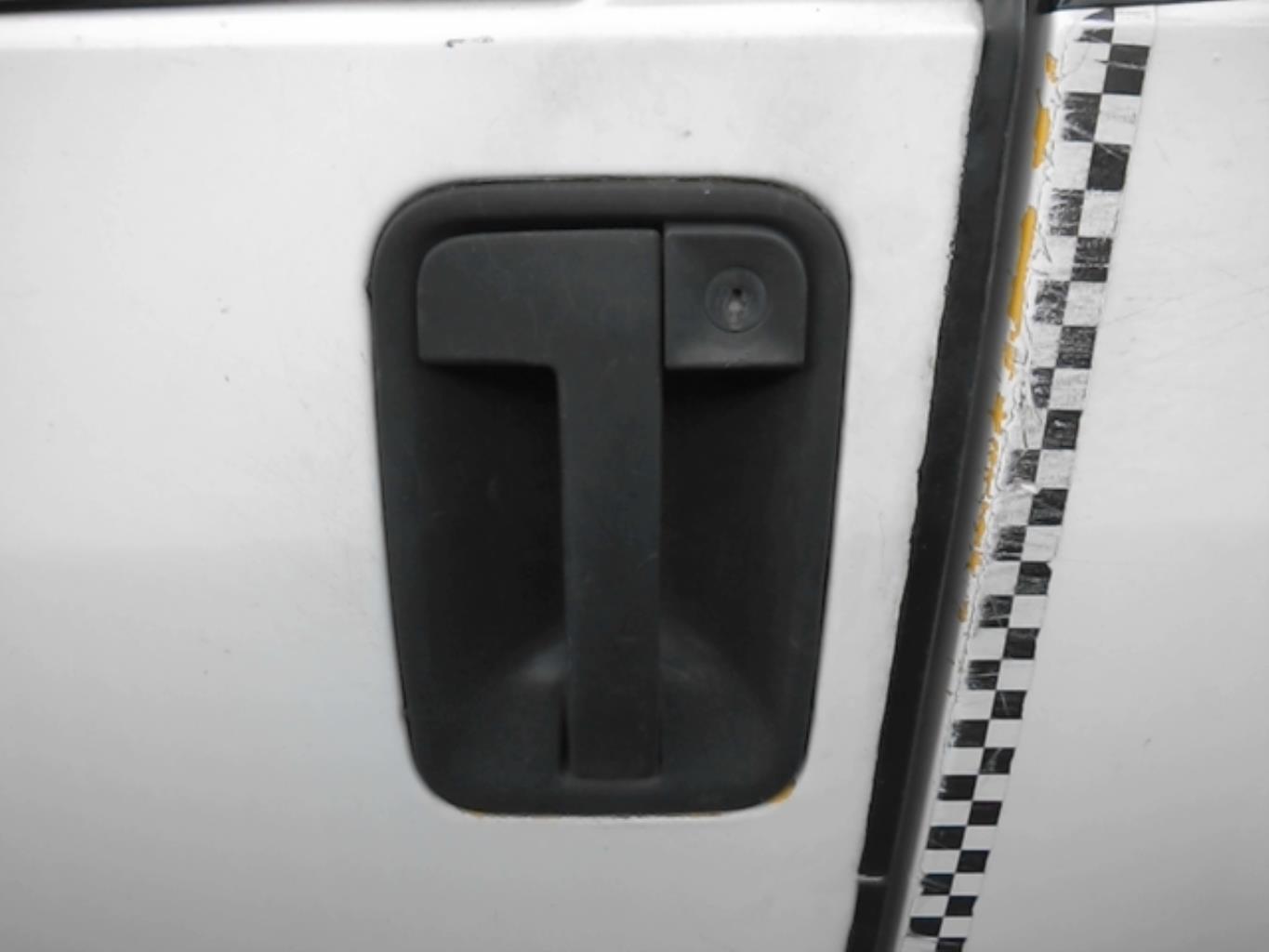 Poignee porte avant gauche