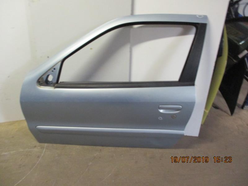 Porte avant gauche