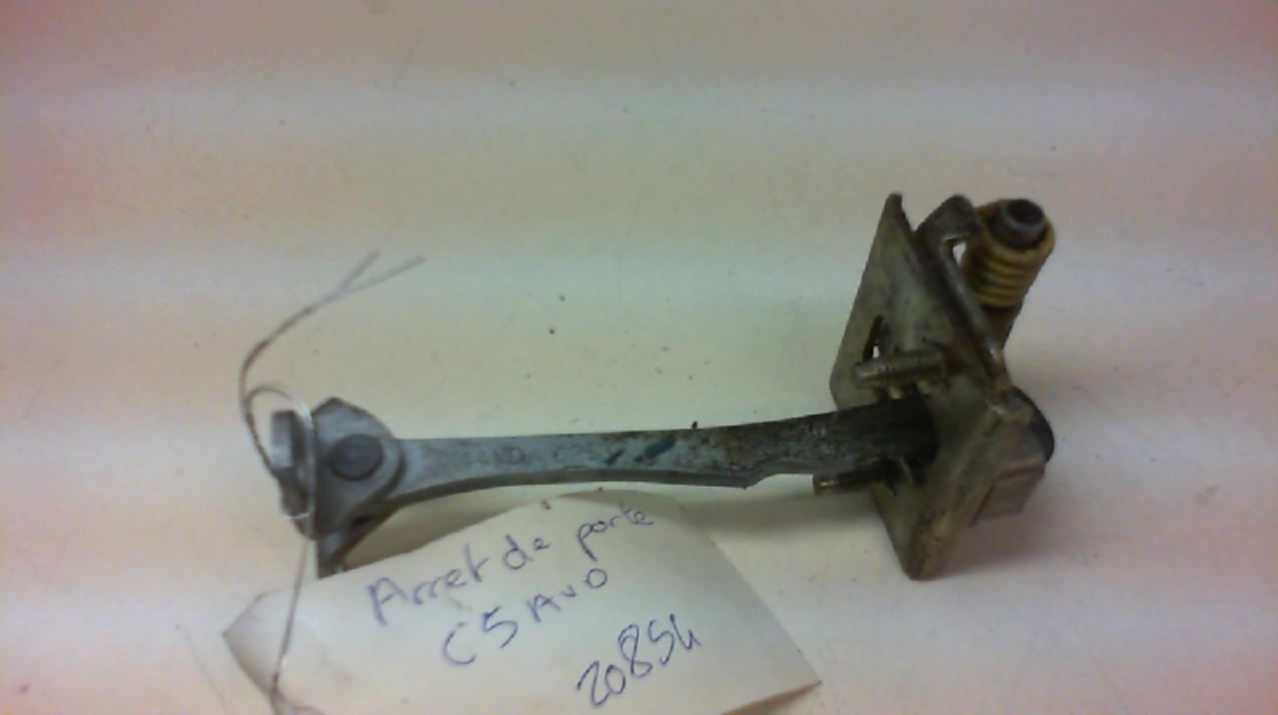 Arret de porte avant droit