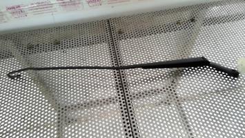 Bras essuie glace avant droit