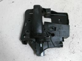 Poignee interieur porte laterale droite