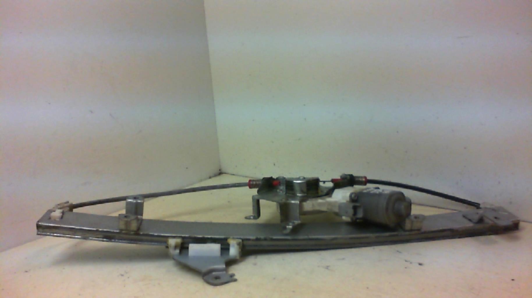 Leve vitre electrique avant droit