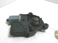 Moteur leve vitre avant droit
