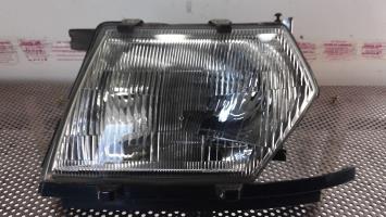 Gruppo ottico anteriore principale sinistro (luci)(faro)