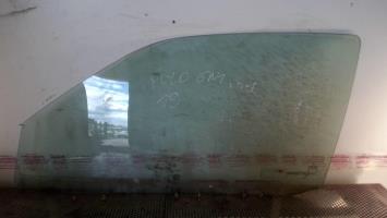 Vitre avant gauche