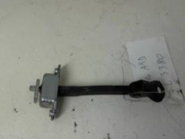 Arresto portiera posteriore destra