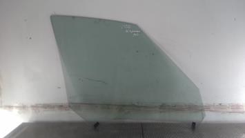 Vitre avant gauche