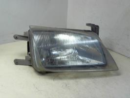 Óptica delantera principal derecha (luces) (faro)