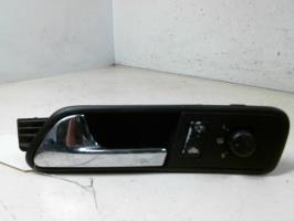 Tirador interior delantero izquierdo
