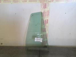 Ventanilla triangular trasera derecha (puerta)