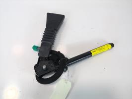 Attache ceinture avant droit