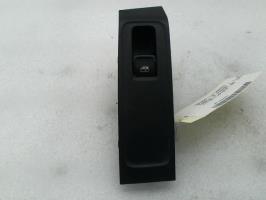 Interruptor de elevalunas trasero derecho