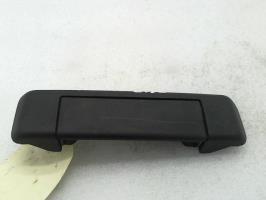 Tirador de puerta delantera derecha