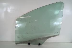 Vitre avant gauche