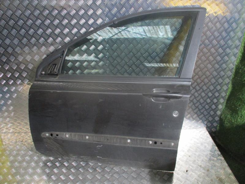 Porte avant gauche