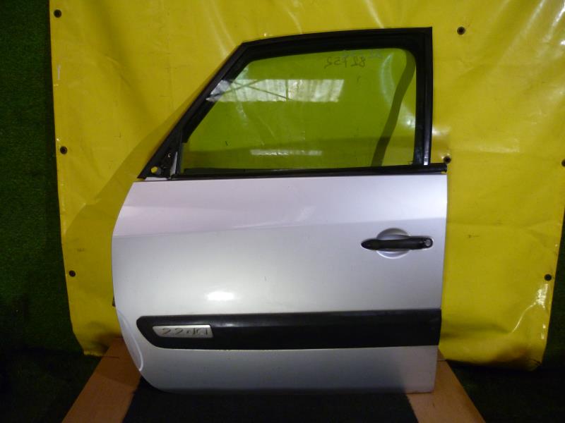 Porte avant gauche