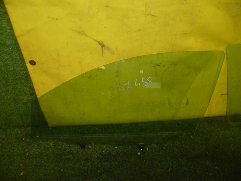 Vitre avant gauche