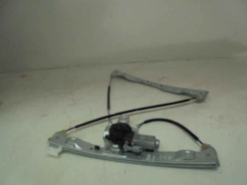 Leve vitre electrique avant droit