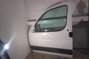 Porte avant gauche