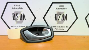 Poignee interieur avant droit