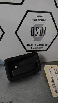 Poignee interieur avant droit