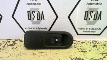 Interrupteur de leve vitre avant droit