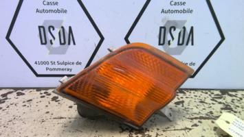 Optique avant secondaire gauche (feux)(clignotant)