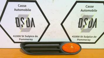 Repetiteur clignotant avant droit  (Feux)