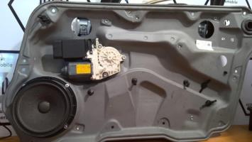 Leve vitre electrique avant droit