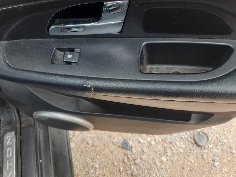 Interrupteur de leve vitre arriere droit