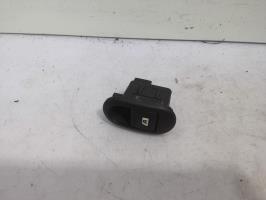 Interrupteur de leve vitre avant droit