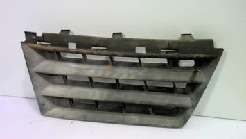 Grille de calandre droite