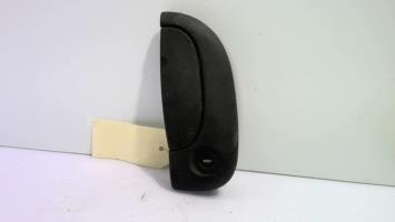 Poignee porte avant gauche