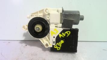 Moteur leve vitre avant droit