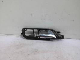 Poignee interieur avant droit