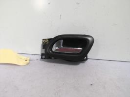 Poignee interieur avant gauche