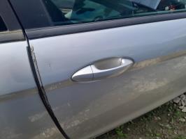 Poignee porte avant droit