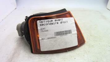 Optique avant secondaire droit (feux)(clignotant)