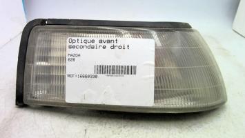 Optique avant secondaire droit (feux)(clignotant)