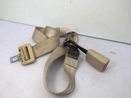 Attache ceinture arriere droit