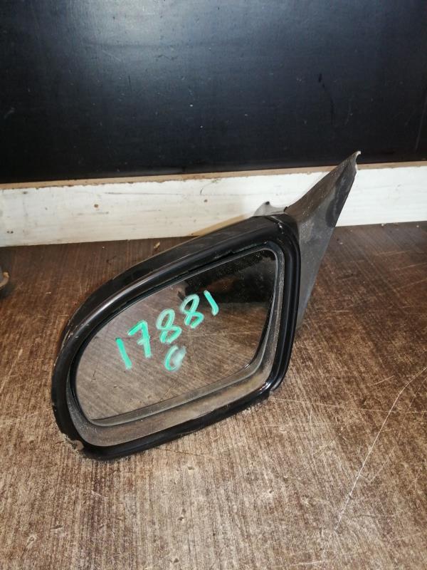 Retrovisor izquierdo