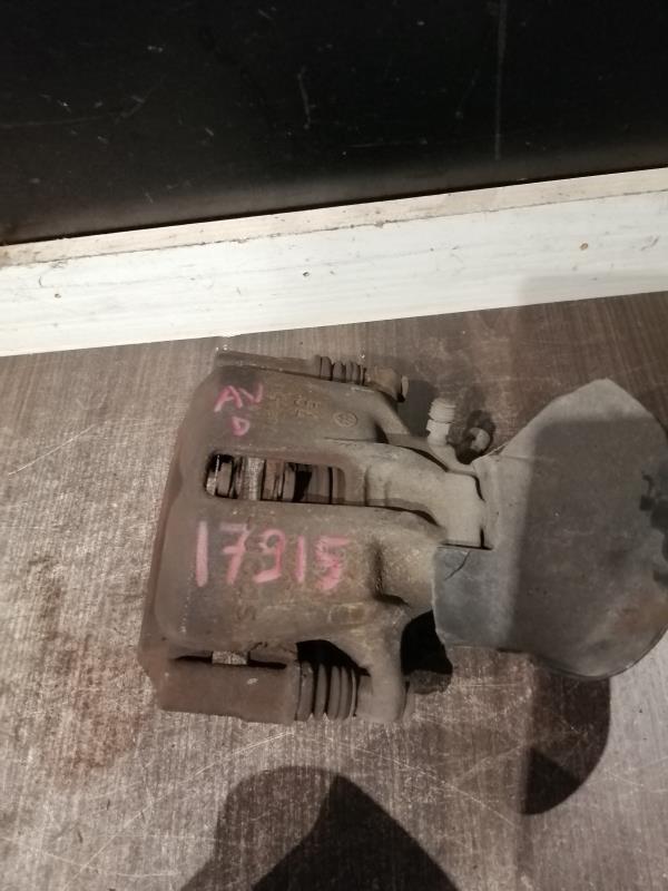 Pinza freni anteriore destra
